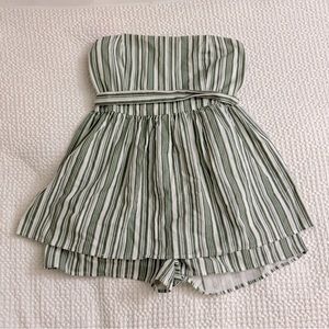FOREVER 21 Green and White Striped Strapless Romper w/ bow